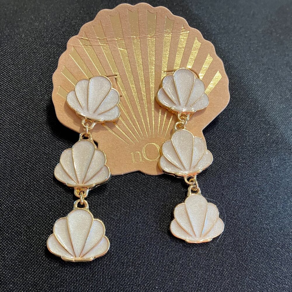 nOir 3 Shell Dangle Earrings 2 1/2" Long Light Weight